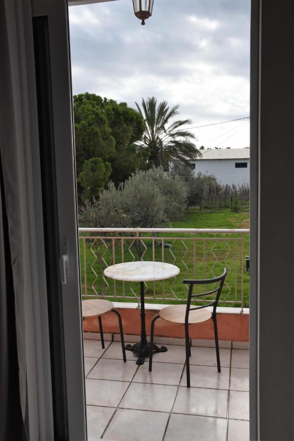 Memory House Apartment Megara Exterior photo